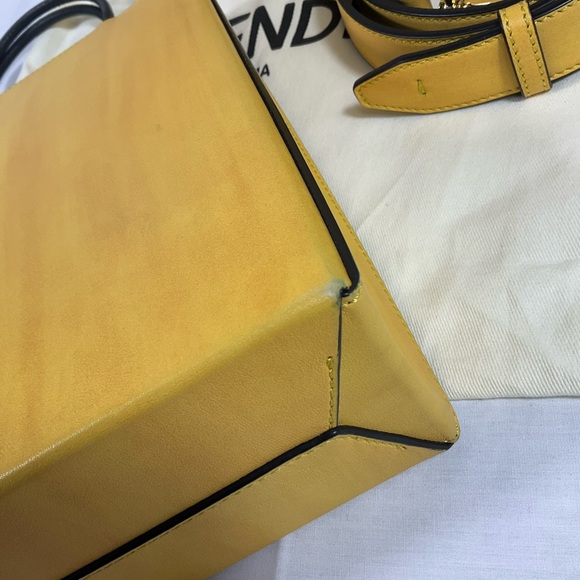 Fendi Medium Shopping Bag - Picture 10 of 16